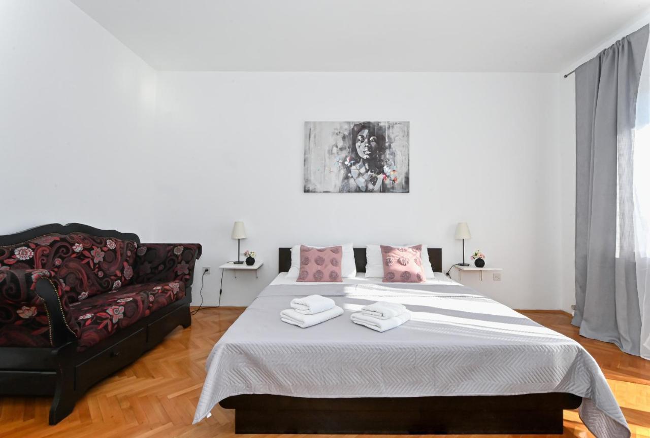 Holiday House Vukman Trogir Exterior photo